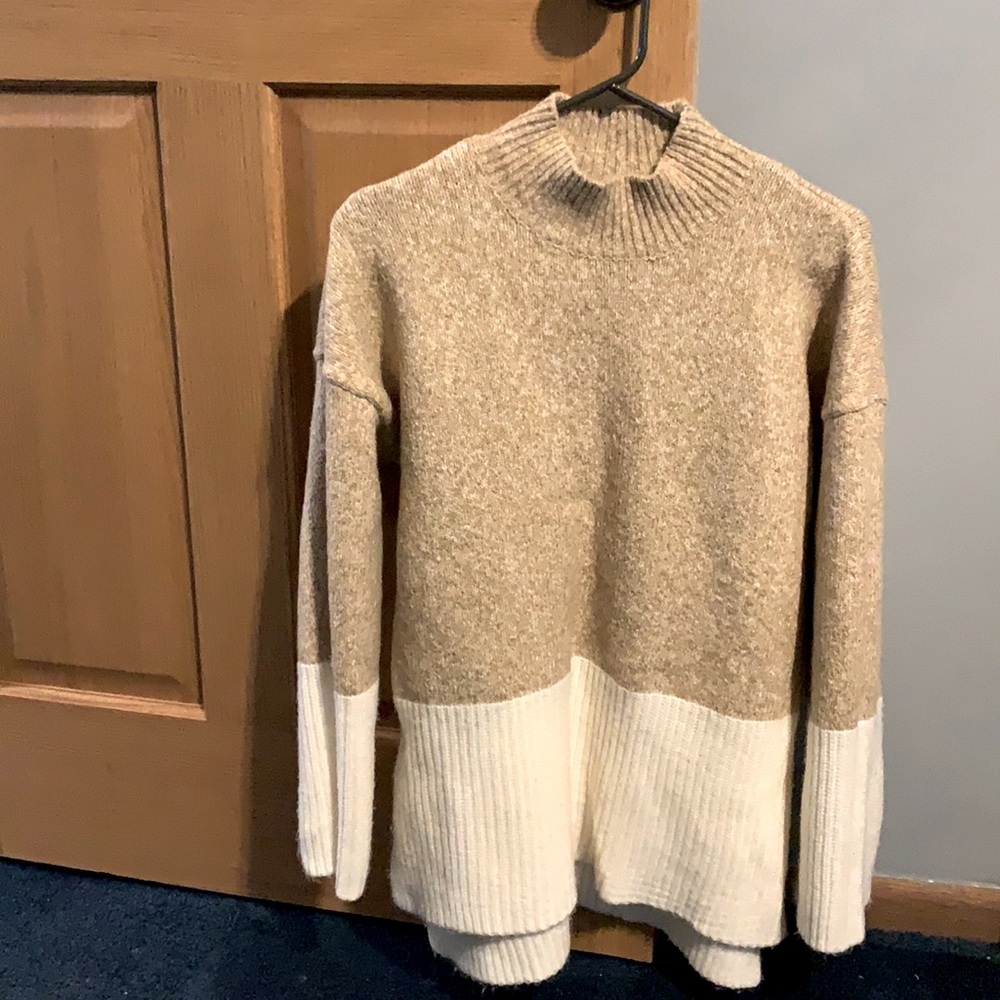 Michael Kors tan/cream color block sweater
